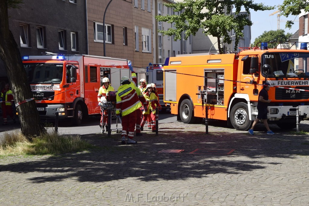 Explo Feuer 2 Koeln Kalk Hoefestr P025.JPG - Miklos Laubert